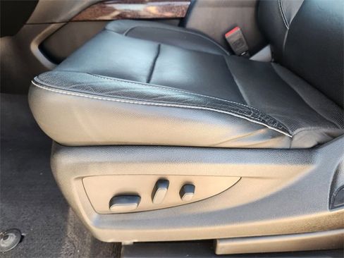 Used 2020 GMC Yukon XL SLT image 26