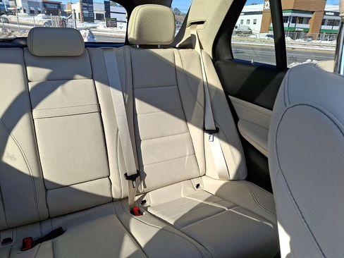 Used 2022 Mercedes-Benz GLE 350 4MATIC image 14