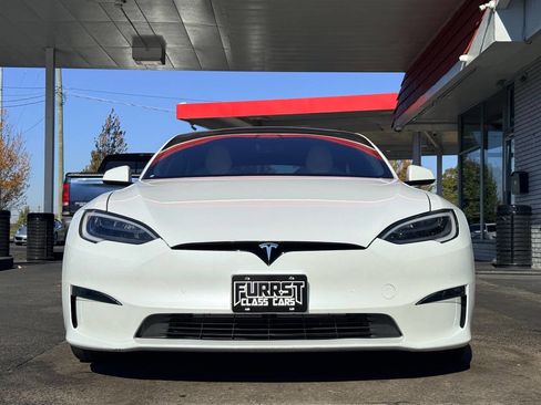 Used 2021 Tesla Model S Plaid image 6