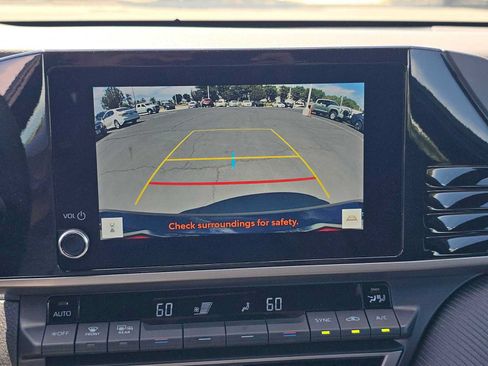 Used 2026 Toyota Camry SE FWD image 27