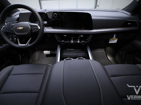 New 2026 Chevrolet Tahoe Premier w/ Sun And Tow Package image 13