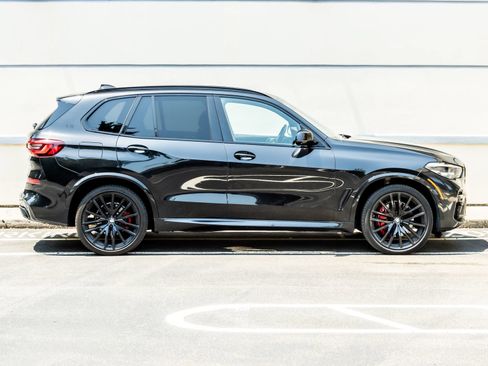 Used 2022 BMW X5 sDrive40i w/ M Sport Package RWD image 9