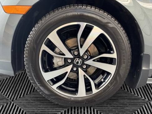 Used 2018 Honda Odyssey Elite image 30