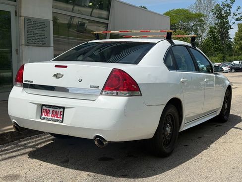 Used 2010 Chevrolet Impala Police FWD image 3