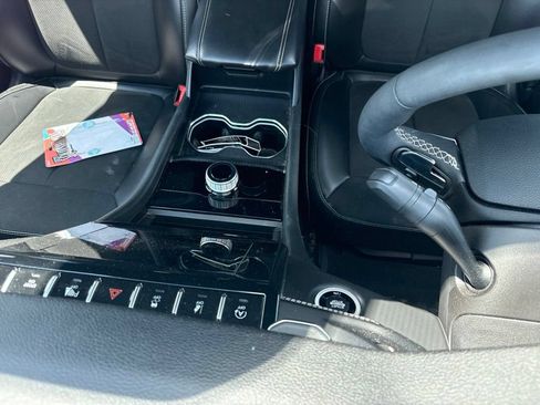 Used 2023 Jeep Grand Cherokee L Altitude AWD/4WD image 38