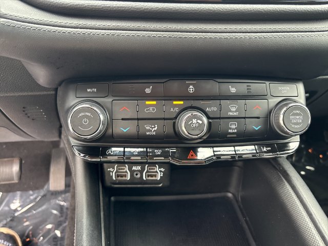 Used 2022 Dodge Durango GT AWD/4WD image 23