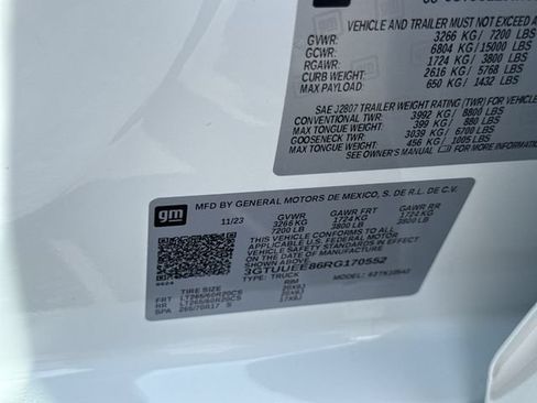 Certified 2024 GMC Sierra 1500 AT4 w/ Technology Package AWD/4WD image 34