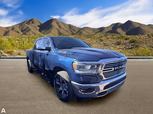 Used 2023 RAM 1500 Laramie AWD/4WD image 5