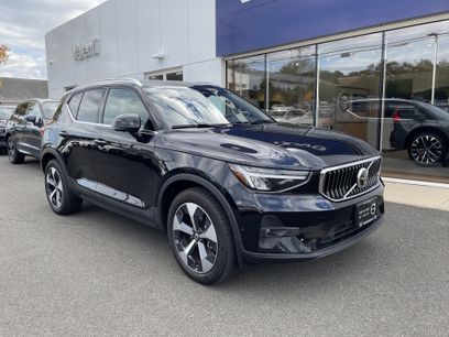 Certified 2025 Volvo XC40 B5 Plus
