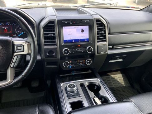 Used 2021 Ford Expedition XLT RWD image 7