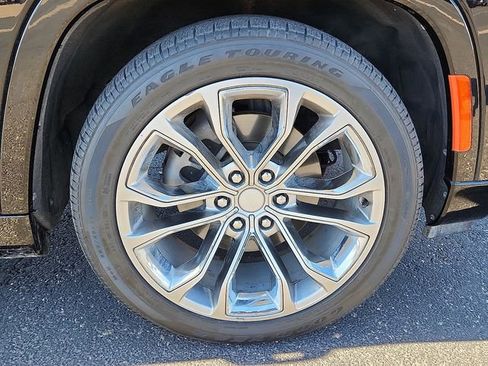 Used 2022 Jeep Grand Wagoneer Series II w/ Flexible Seating Group image 7