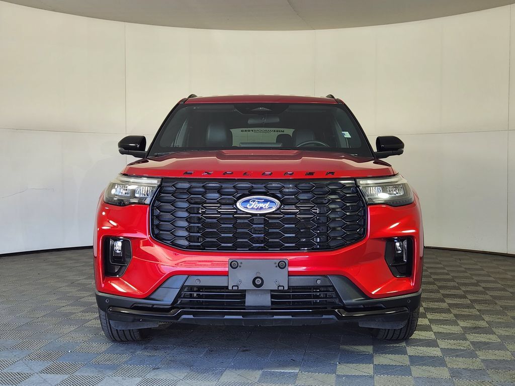 Used 2026 Ford Explorer ST-Line AWD/4WD image 2