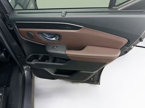 Used 2024 Honda Pilot Elite image 32