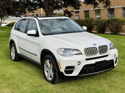Used 2011 BMW X5 xDrive35d AWD/4WD image 2