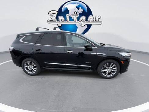 Certified 2024 Buick Enclave Avenir w/ Avenir Technology Package image 10