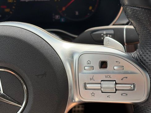 Used 2020 Mercedes-Benz GLC 300 4MATIC image 26