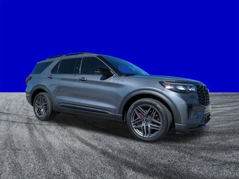 New 2026 Ford Explorer ST-Line w/ ST-Line Street Pack image 2