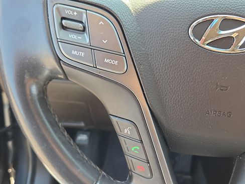 Used 2017 Hyundai Santa Fe Sport 2.0T FWD image 24