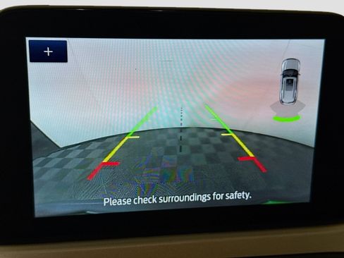 Used 2021 Ford Escape SE w/ Cold Weather Package image 19