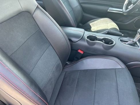 Used 2022 Ford Mustang GT Premium w/ Equipment Group 401A RWD image 8