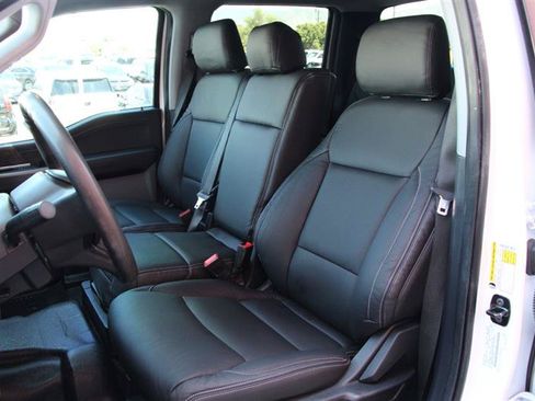 Used 2025 Ford F250 XLT w/ Black Appearance Package AWD/4WD image 14