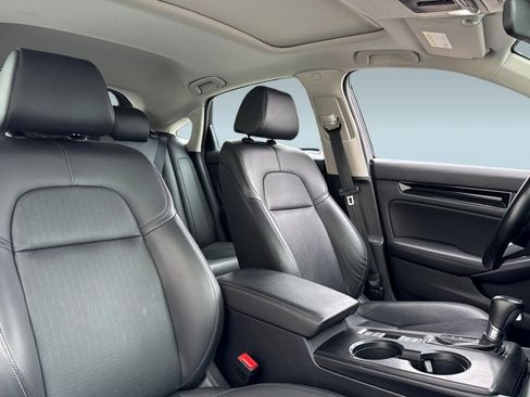 Certified 2024 Honda Civic EX-L image 30