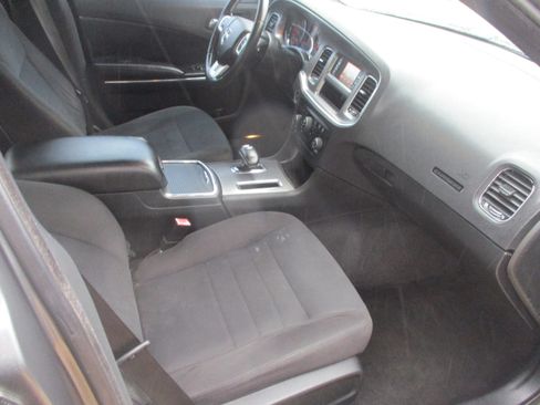 Used 2012 Dodge Charger SXT image 12