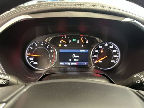 Certified 2025 Chevrolet Blazer LT AWD/4WD image 14
