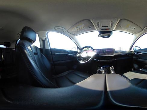 Used 2024 Buick Envision Preferred AWD/4WD image 37