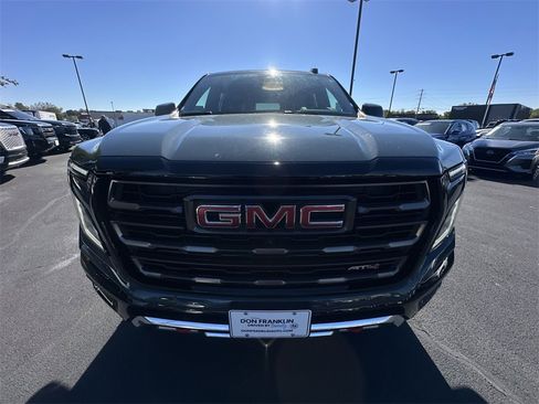 Used 2025 GMC Yukon AT4 Ultimate image 28
