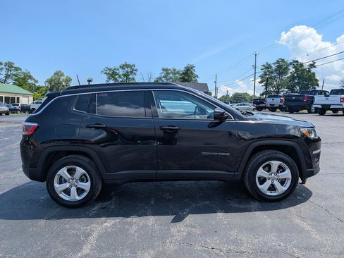 Used 2018 Jeep Compass Latitude w/ Popular Equipment Group AWD/4WD image 34