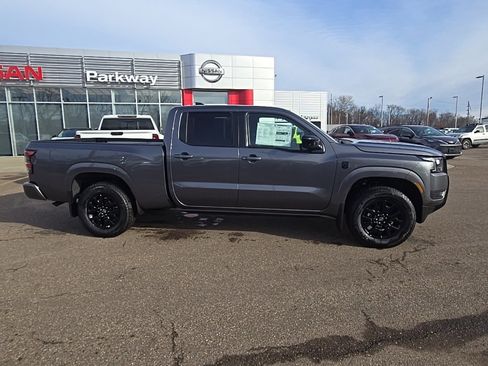 New 2026 Nissan Frontier SV image 8