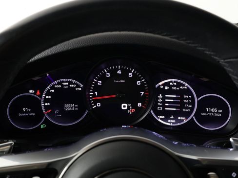 Certified 2023 Porsche Cayenne AWD/4WD image 16