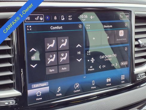 Used 2024 Chrysler Pacifica Touring-L image 22