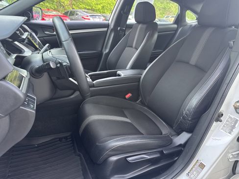 Used 2020 Honda Civic Sport image 5