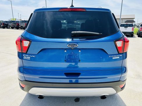 Used 2019 Ford Escape Titanium FWD image 34
