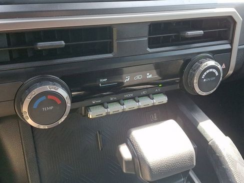 Used 2025 Toyota 4Runner SR5 image 15