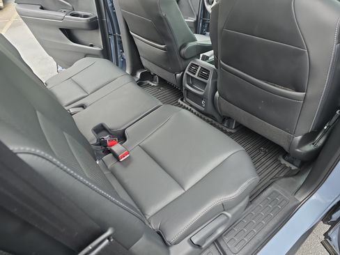 Used 2023 Honda Passport EX-L image 11