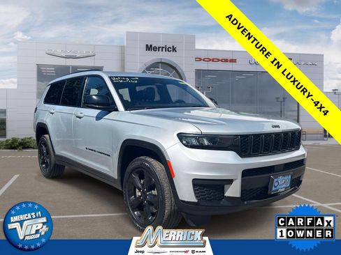 Used 2023 Jeep Grand Cherokee L Laredo AWD/4WD image 1