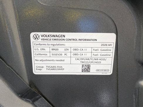 New 2026 Volkswagen Taos SE image 17