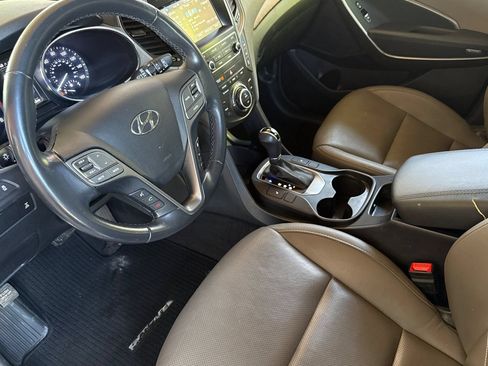 Used 2017 Hyundai Santa Fe Limited AWD/4WD image 11