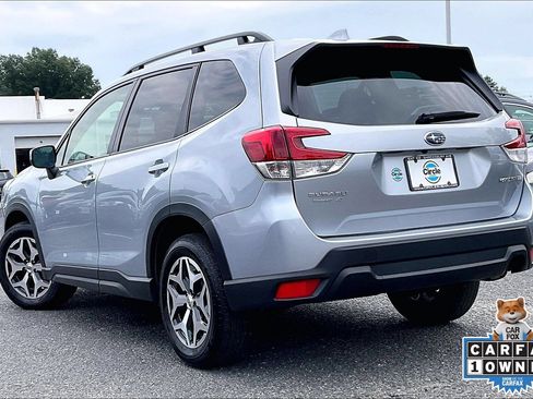 Certified 2023 Subaru Forester Premium AWD/4WD image 12