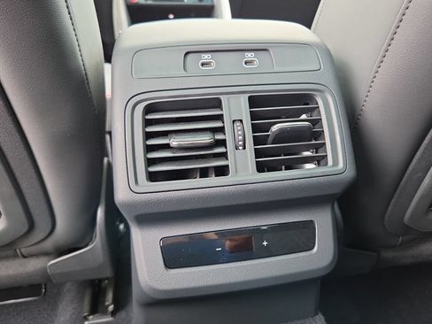 Used 2025 Audi SQ5 Premium Plus AWD/4WD image 16