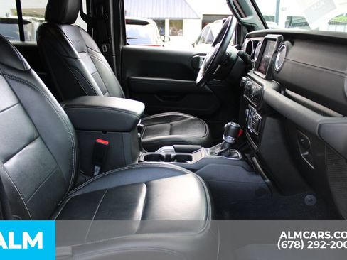 Used 2021 Jeep Wrangler Unlimited Sahara AWD/4WD image 27