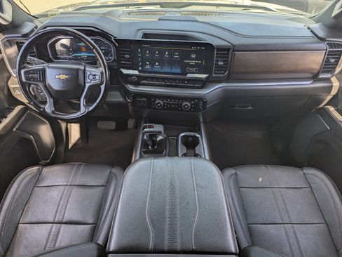 Used 2023 Chevrolet Silverado 1500 High Country w/ Technology Package image 15