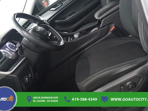 Used 2021 Jeep Grand Cherokee L Laredo w/ Luxury Tech Group I AWD/4WD image 9
