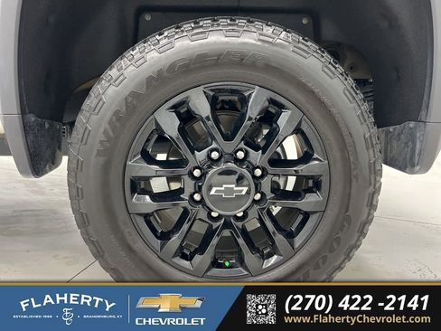 Used 2025 Chevrolet Silverado 2500 LTZ w/ Trail Boss Package image 21