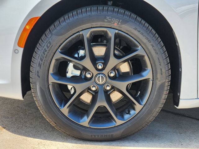 New 2026 Chrysler Pacifica Select w/ S Appearance Package FWD image 7