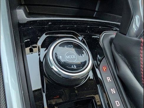 New 2025 Chevrolet Colorado Z71 w/ Technology Package image 17