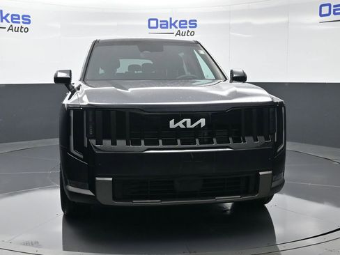 New 2027 Kia Telluride LX FWD image 3